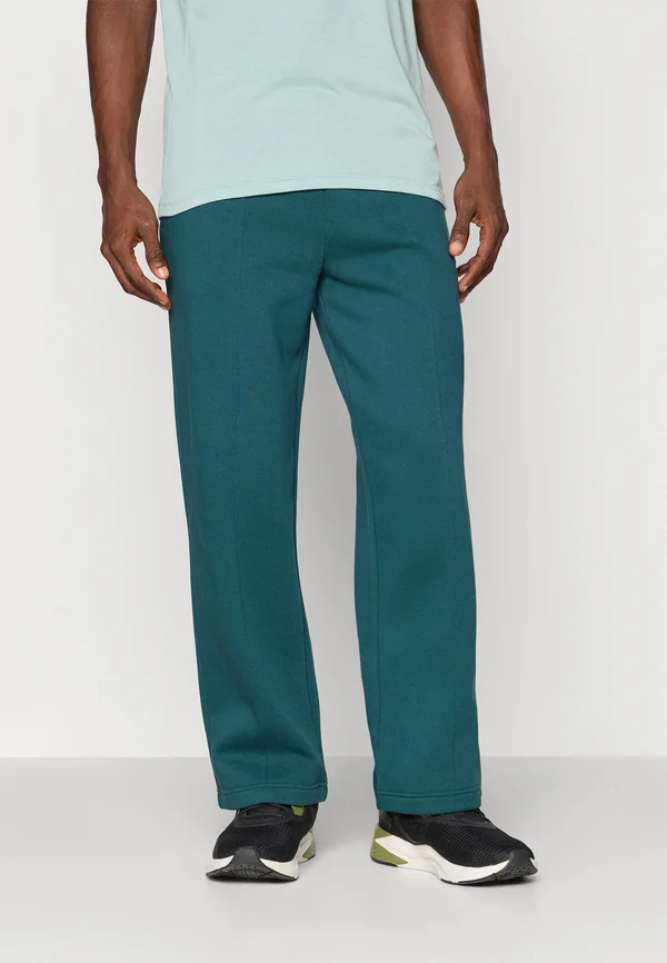 CLASS  RELAXED  PINNACLE PINTUCK FL OP - Tracksuit bottoms - green terrain