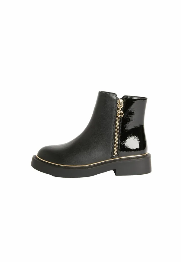 Classic ankle boots - black