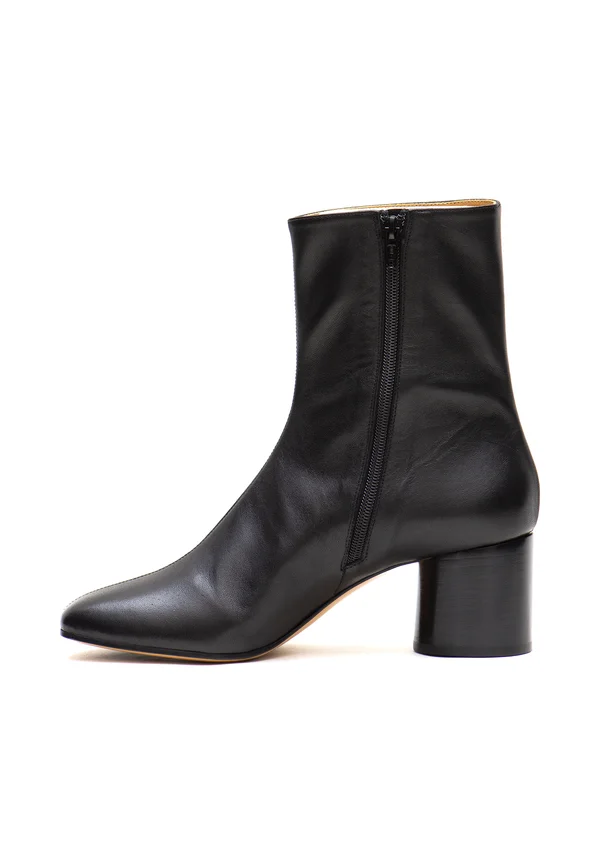 Classic ankle boots - black