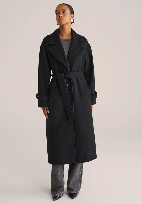 Classic coat - black
