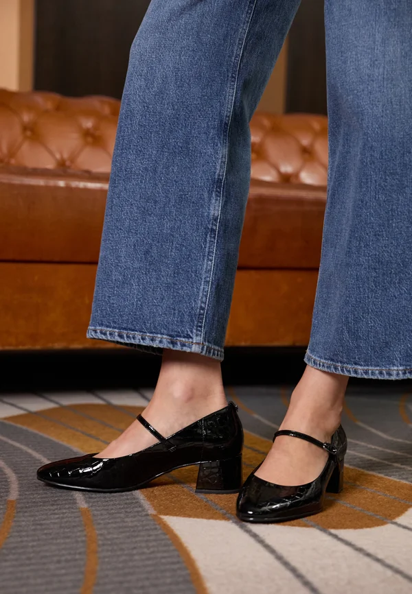 Classic heels - black