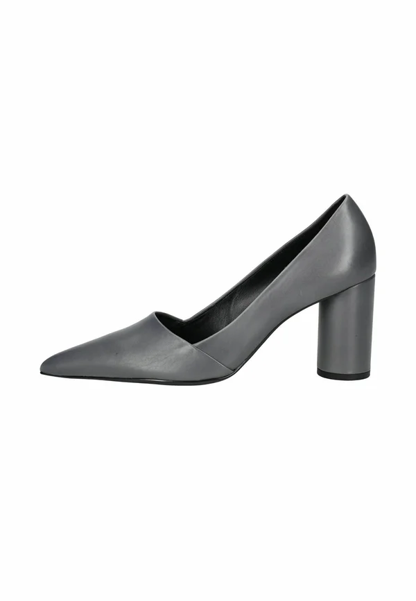 Classic heels - iron