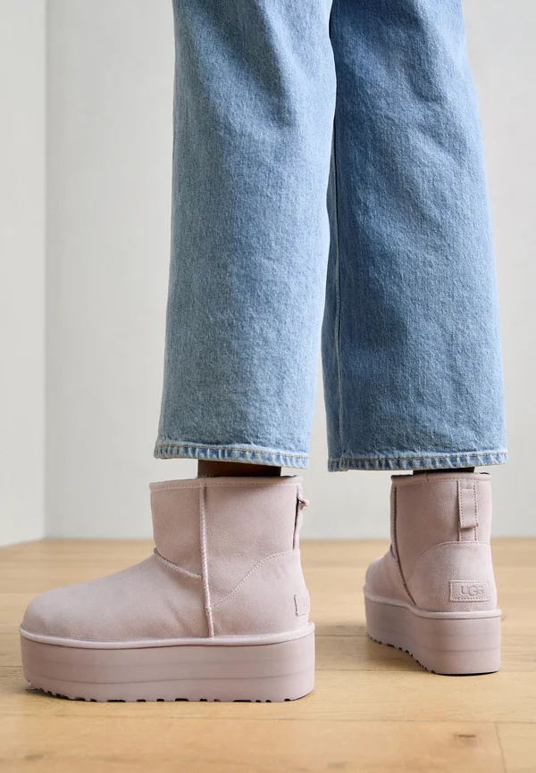 CLASSIC MINI PLATFORM - Platform ankle boots - pale smoke