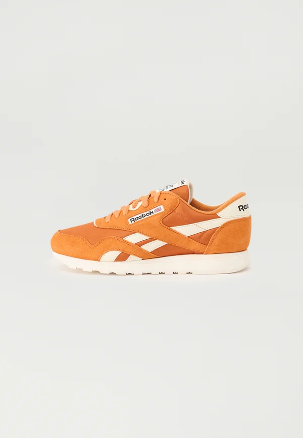 CLASSIC NYLON UNISEX - Trainers - sunbaked clay/vintage chalk