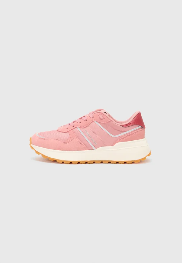 CLEATED RUNNER - Trainers - tahiti berry