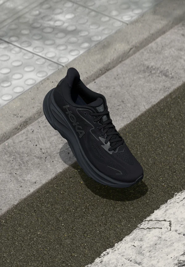 CLIFTON 10 - Road running shoes - black