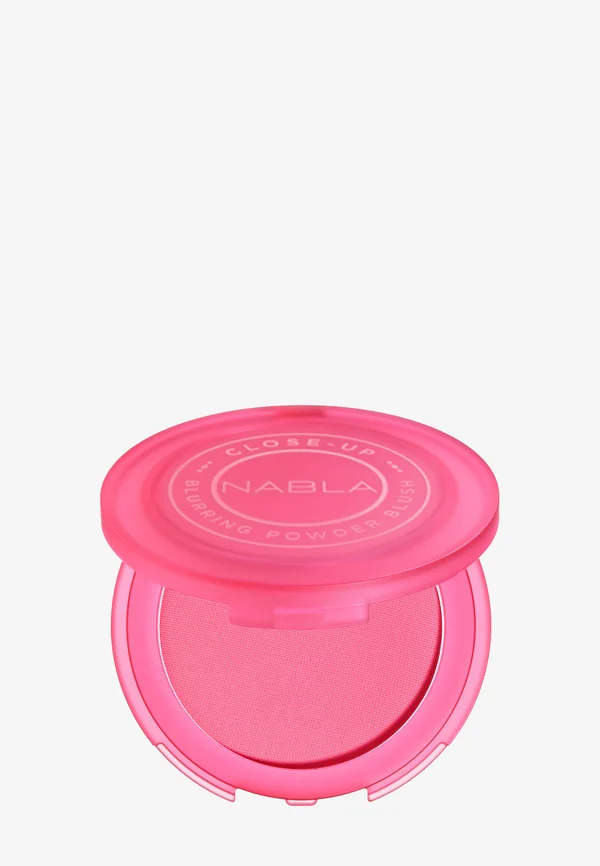 CLOSE-UP BLURRING POWDER BLUSH - Blusher - coral pink