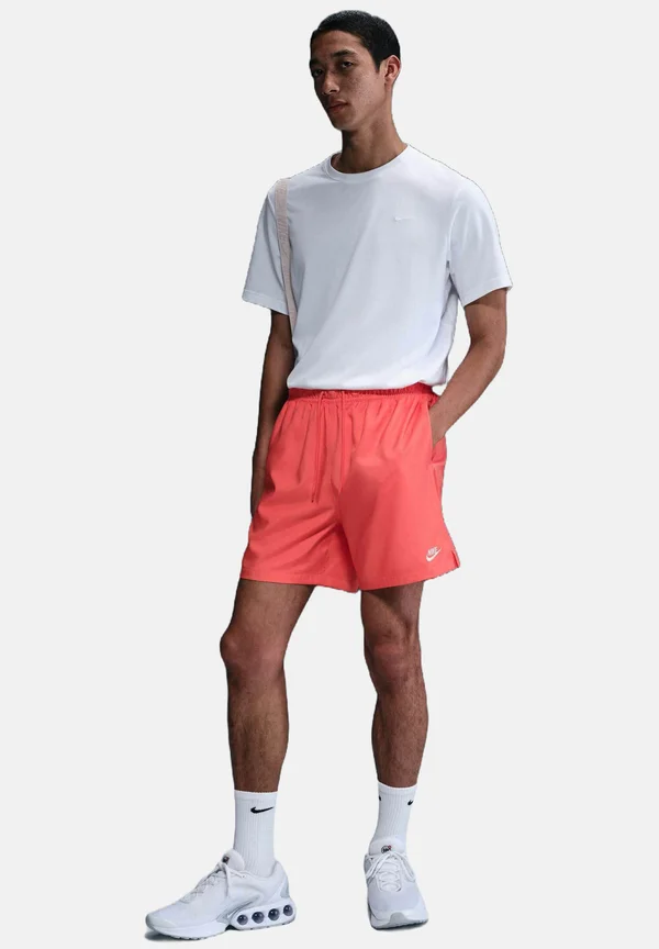 CLUB FLOW - Tracksuit bottoms - magic ember white