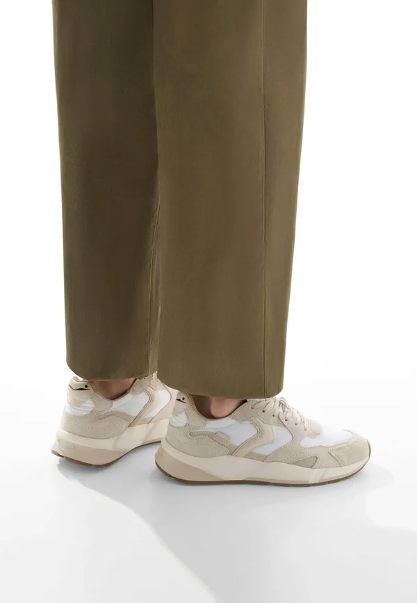 CLUB19. - Trainers - weiß beige
