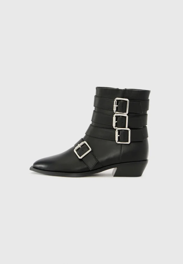 COLE - Cowboy/biker ankle boot - black