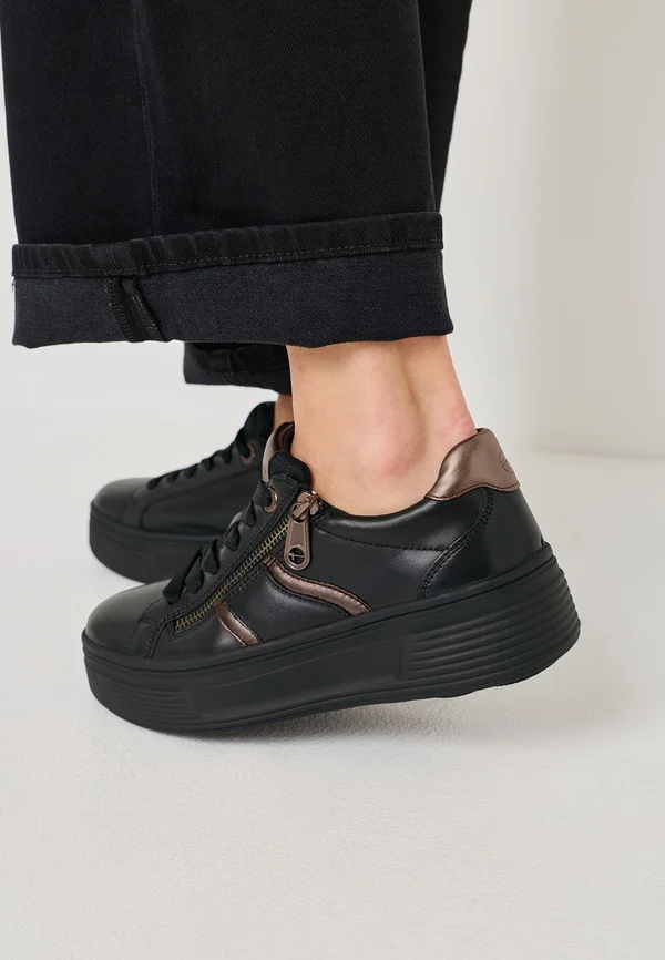 COMFORT T- FLOW EXTRA-DÄMPFUNG - Trainers - black nappa