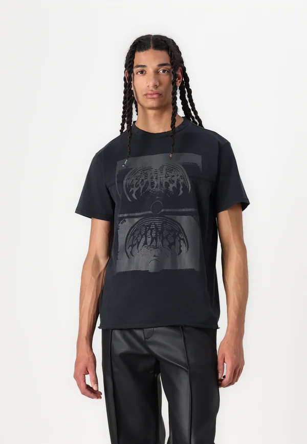 COMPLICRUX  - Print T-shirt - black overdye