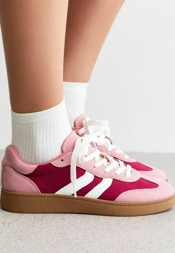 CONTRAST PANELLED LACE UP - Trainers - deep pink