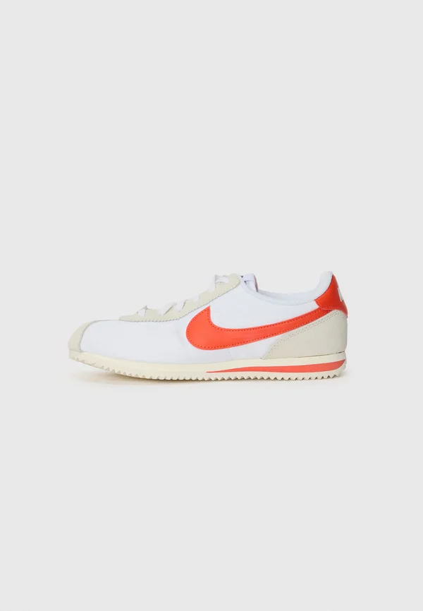CORTEZ UNISEX - Trainers - picante red/sail/summit white