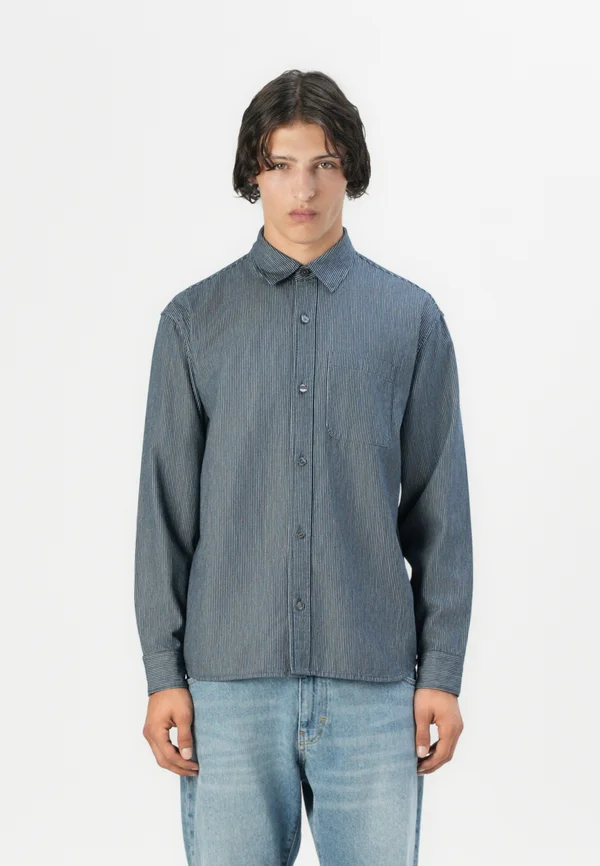CROPPED CURVED HEM - Shirt - dark blue