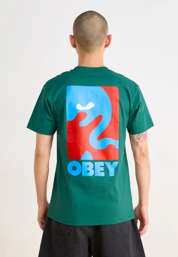 CROPPED ICON - Print T-shirt - rain forest