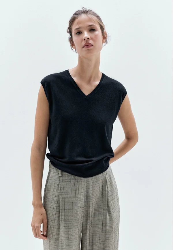 CROPPED V-NECK - Jumper - dark blue
