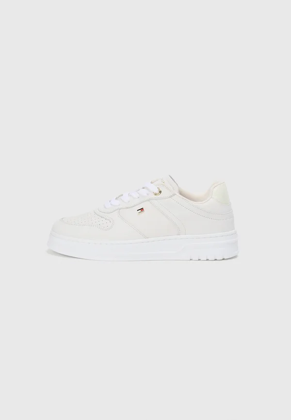 CUP - Trainers - white