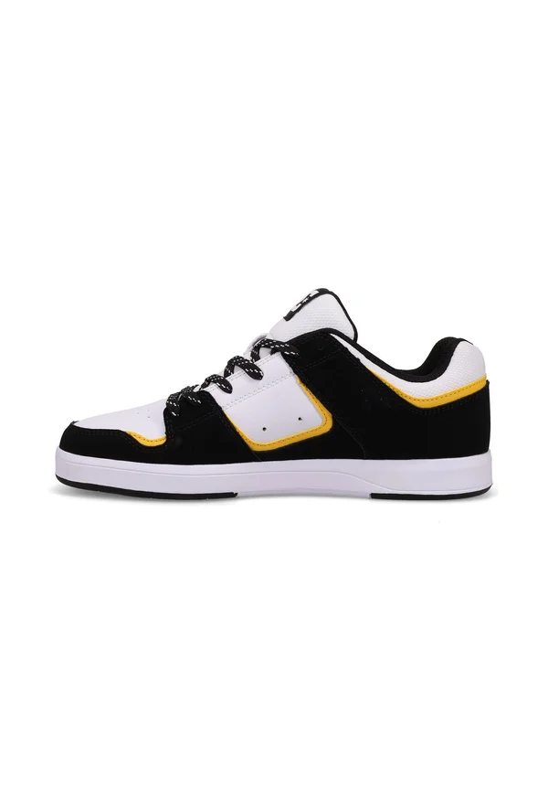 CURE  - Skate shoes - white black yellow