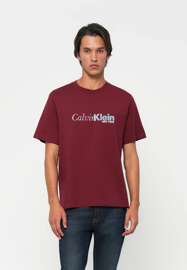 CURSIVE GRAPHIC - Print T-shirt - renaissance red