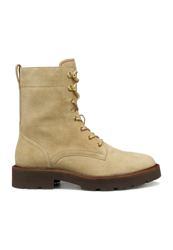 D NORIZE - Platform ankle boots - dark sand