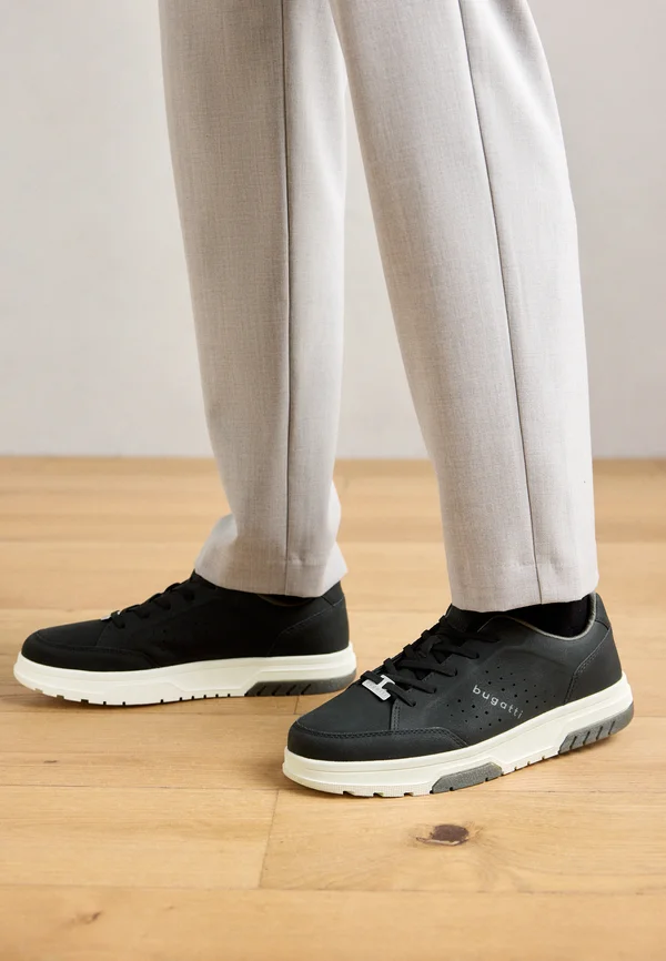 DASTON - Trainers - black