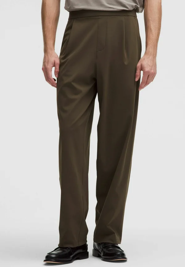 Daydrift Relaxed Pleated Regular - Trousers - olive/brown