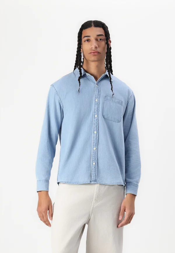 Denim Button-Up Shirt - Shirt - blue denim