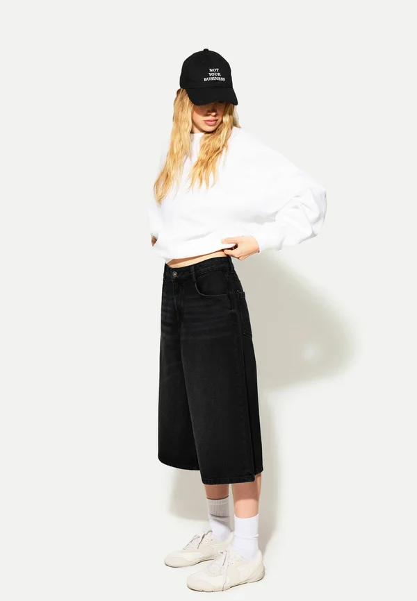 Denim shorts - black