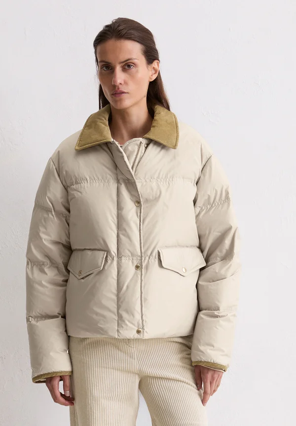 JACKET CONTRAST COLLAR FLAP POCKETS - Down jacket - natural stone