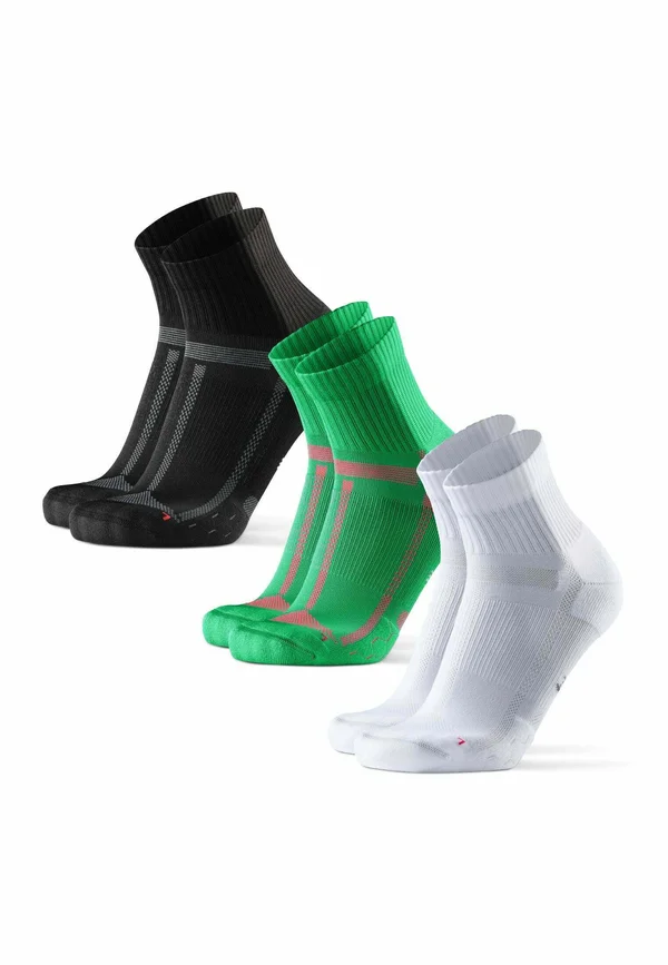 DISTANCE RUNNING 3 PACK - Sports socks - black green white