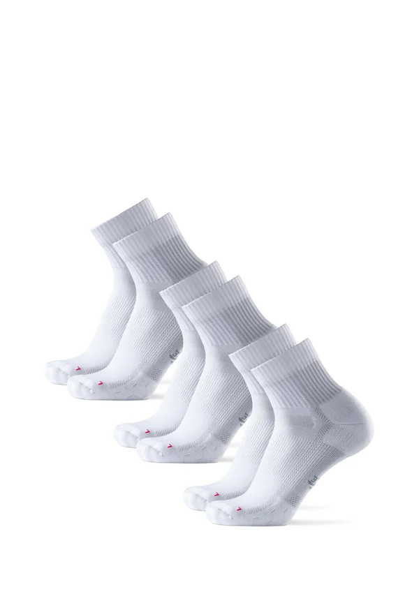 DISTANCE RUNNING 3 PACK - Sports socks - white