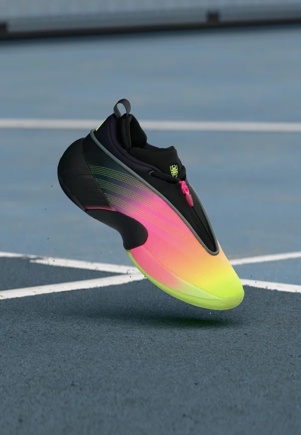 DON ISSUE 7 UNISEX - Basketball shoes - aurora black/lucid pink/hi res yellow