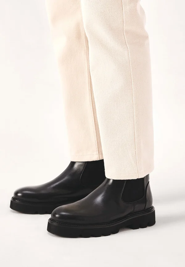 DONALDOS - Classic ankle boots - black