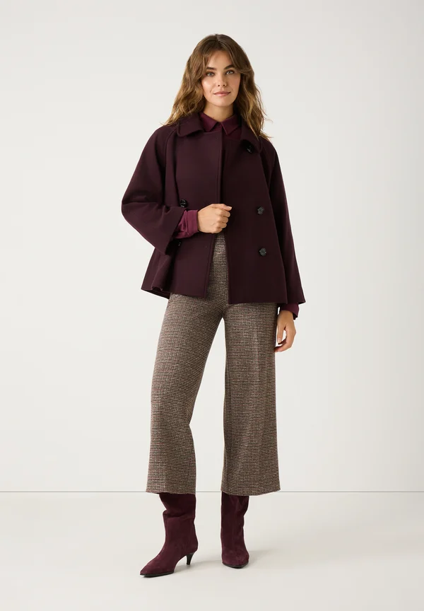 DOPPELREIHIGE - Summer jacket - ruby orchid