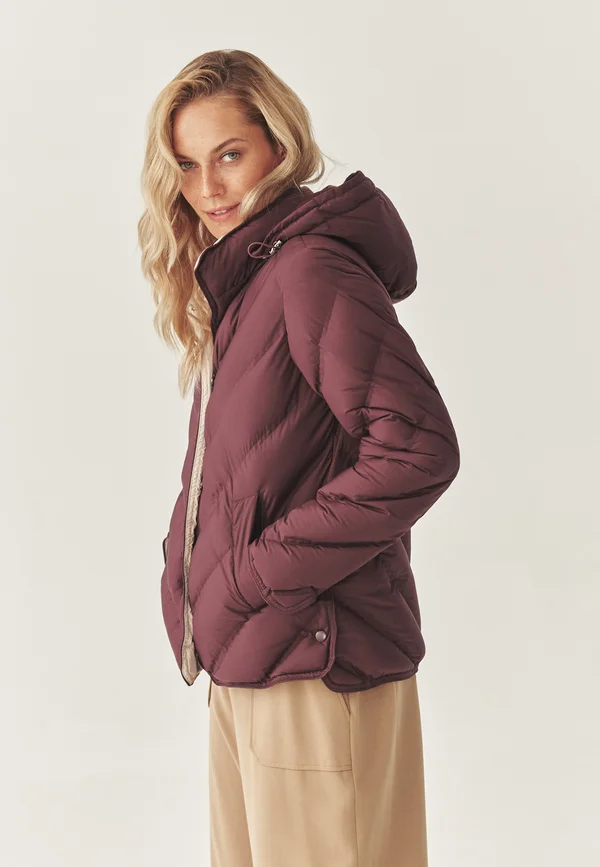 Down jacket - red