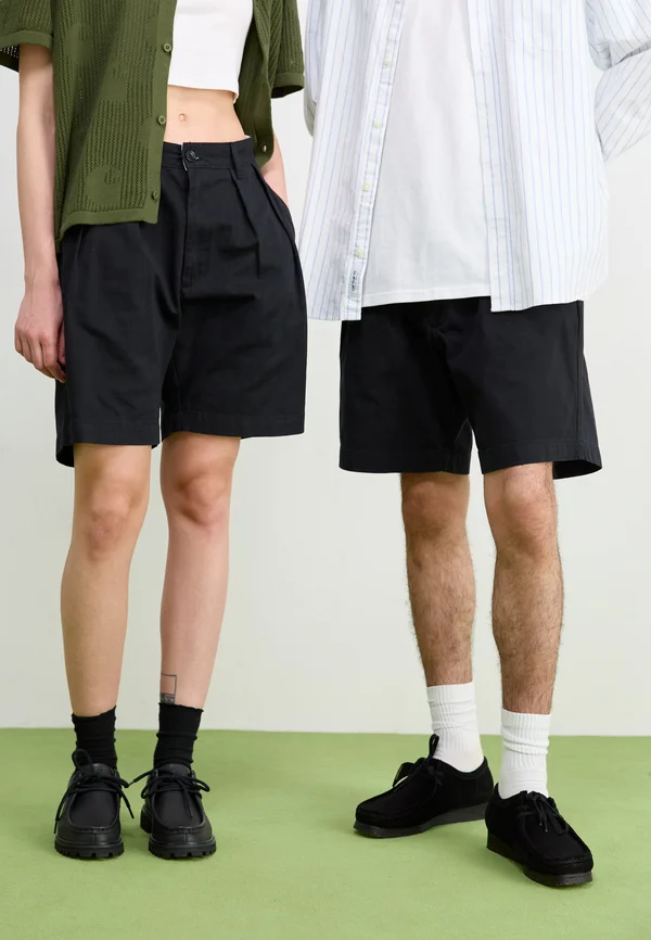 DRILL PART TIMER UNISEX - Shorts - black
