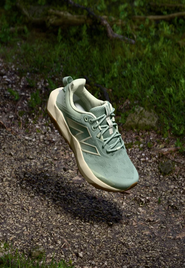 DYNASOFT NITREL V6 - Trail running shoes - mosaic green