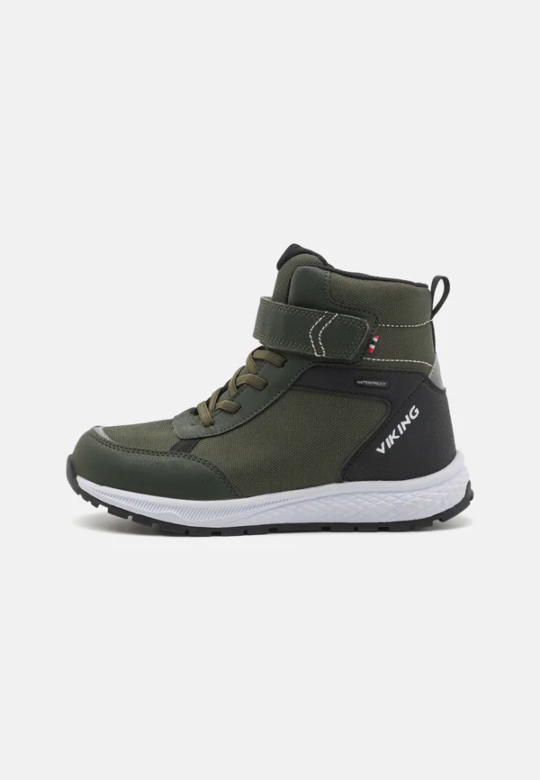 EQUIP WARM WP UNISEX - Lace-up ankle boots - pine/black