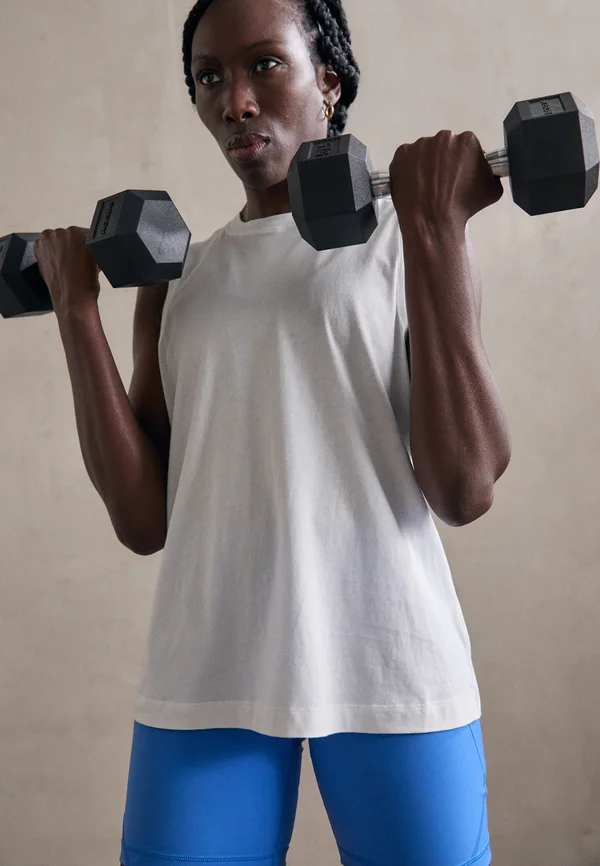 ESSENTIAL SLEEVELESS TANK - Top - white