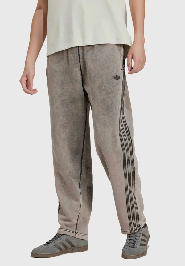 ESSENTIAL WIDE - Tracksuit bottoms - black