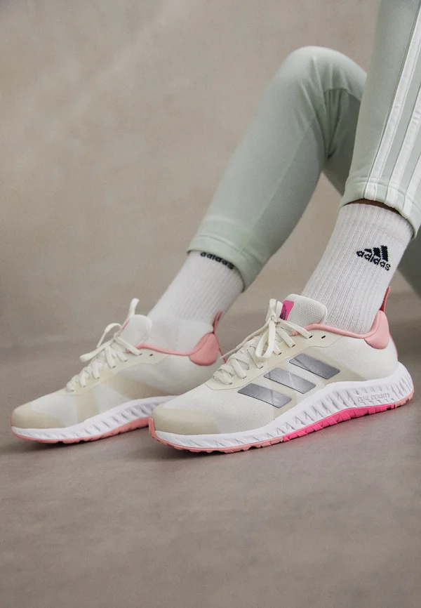 EVERYSET VERSATILE - Training shoe - chalk white/iron metallic/lucid pink