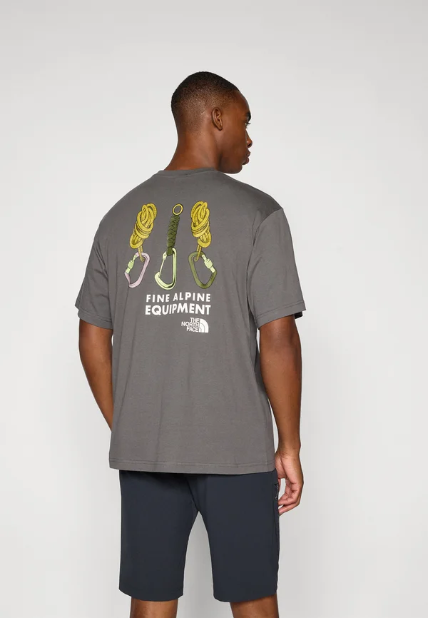 EXPLORE GEAR RELAXED TEE UNISEX - Print T-shirt - anthracite grey