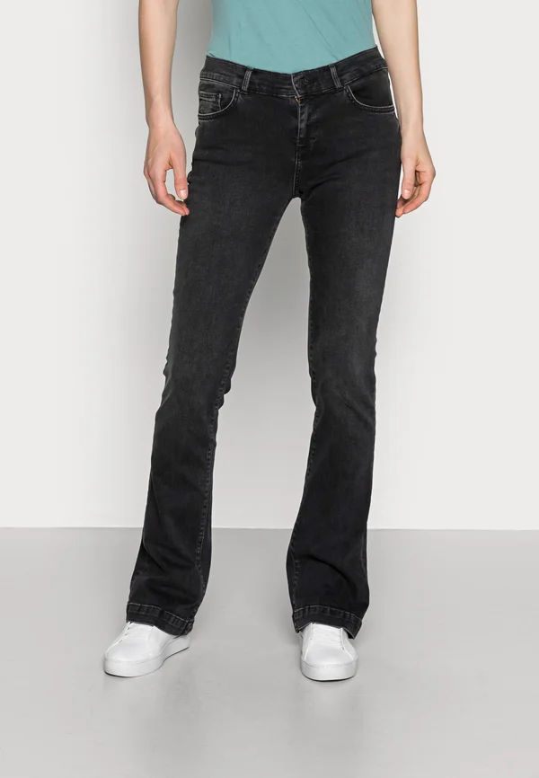FALLON - Flared Jeans - hara wash