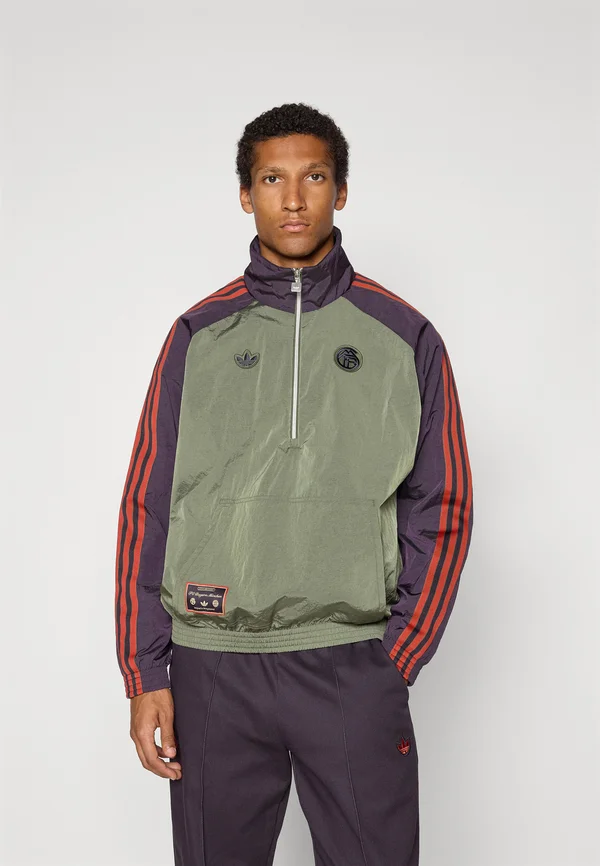 FC BAYERN ICON HALF ZIP - Club wear - base green/aurora black
