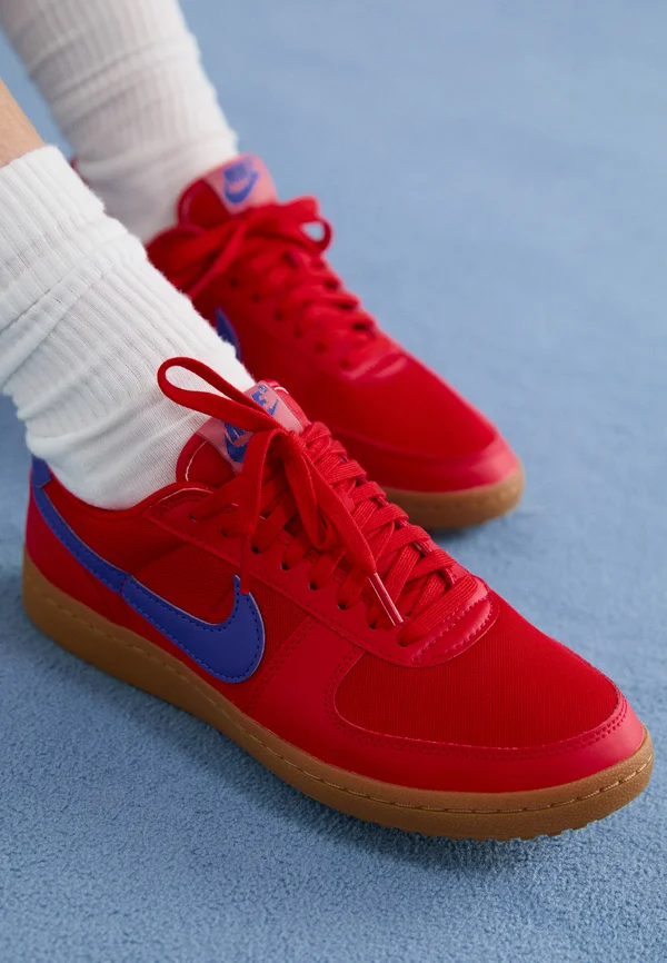 FIELD GENERAL - Trainers - university red/deep night/med brown