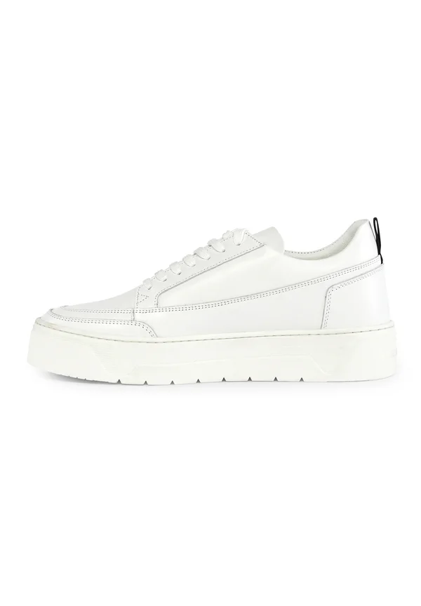 FLINT LOW-TOP SNEAKERS - Trainers - white