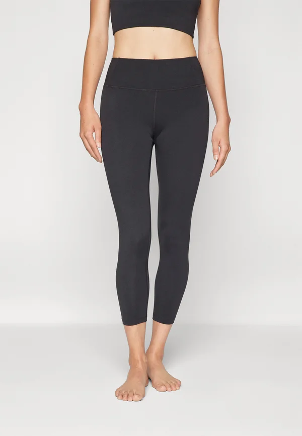 FLOAT HIGH RISE LEGGING 7/8 - Leggings - black