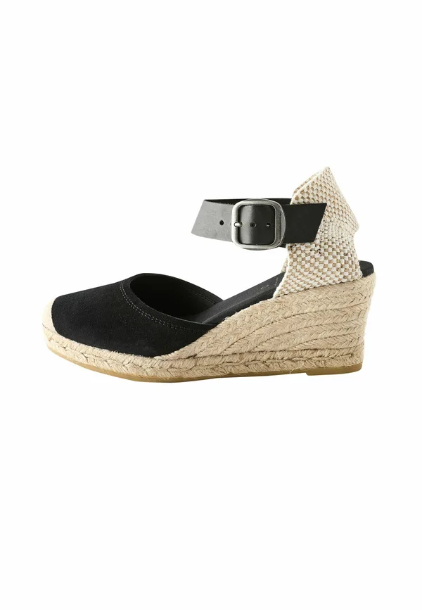 FOREVER COMFORT REGULAR FIT - Platform heels - black