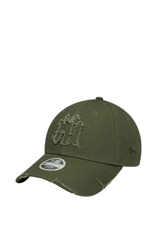 FORTY DISTRESSED NEW YORK YANKEES  - Cap - olive